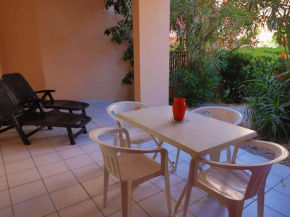 Spacieux rez-de-jardin avec terrasse et accès direct à la piscine à Sète - FR-1-472A-171